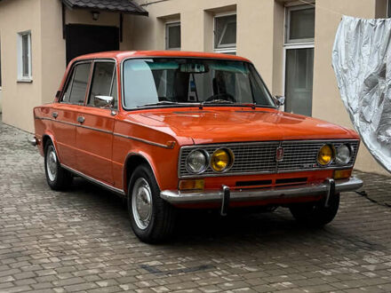 Красный ВАЗ 2103, объемом двигателя 1.3 л и пробегом 63 тыс. км за 3300 $, фото 1 на Automoto.ua