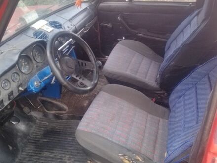 Красный ВАЗ 2103, объемом двигателя 1 л и пробегом 63 тыс. км за 645 $, фото 1 на Automoto.ua