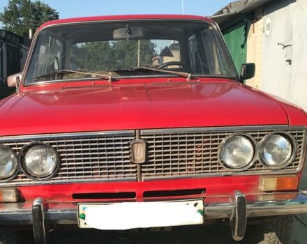 Красный ВАЗ 2103, объемом двигателя 1.5 л и пробегом 72 тыс. км за 890 $, фото 1 на Automoto.ua