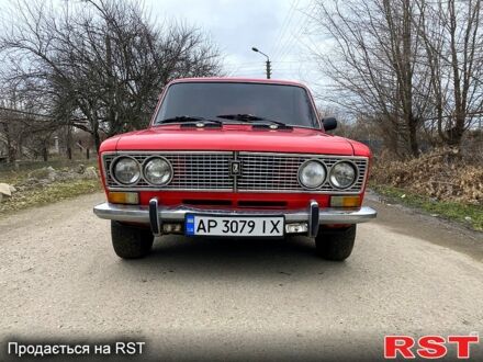 ВАЗ 2103 1983 в Запорожье на Automoto.ua Красный ВАЗ 2103, объемом двигателя 1.3 л и пробегом 0 тыс. км за 950 $, фото 1 на Automoto.ua