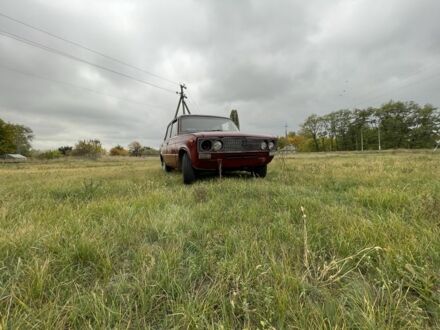 ВАЗ 2103 1984 в Кременчуге на Automoto.ua Красный ВАЗ 2103, объемом двигателя 1.6 л и пробегом 320 тыс. км за 300 $, фото 1 на Automoto.ua