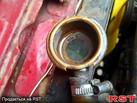 Красный ВАЗ 2103, объемом двигателя 1.6 л и пробегом 0 тыс. км за 800 $, фото 1 на Automoto.ua