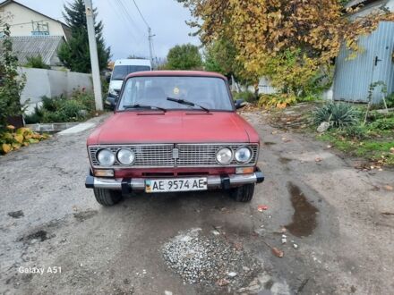 ВАЗ 2103 1985 у Дніпро (Дніпропетровську) на Automoto.ua Червоний ВАЗ 2103, об'ємом двигуна 0 л та пробігом 50 тис. км за 550 $, фото 1 на Automoto.ua