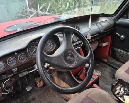 Красный ВАЗ 2103, объемом двигателя 0 л и пробегом 99 тыс. км за 268 $, фото 1 на Automoto.ua