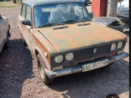 ВАЗ 2103 1989 в Синельниковом на Automoto.ua Красный ВАЗ 2103, объемом двигателя 1 л и пробегом 1000 тыс. км за 500 $, фото 1 на Automoto.ua