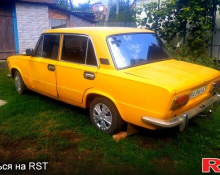 ВАЗ 2103, объемом двигателя 1.5 л и пробегом 300 тыс. км за 300 $, фото 2 на Automoto.ua