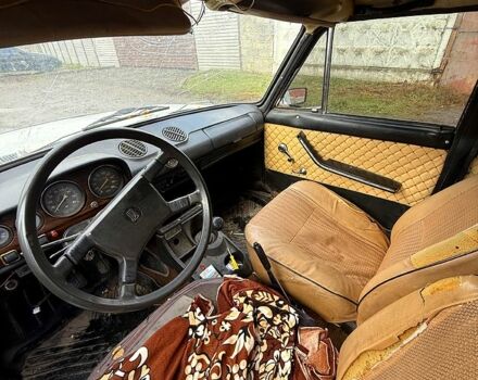 ВАЗ 2103, об'ємом двигуна 1.5 л та пробігом 240 тис. км за 300 $, фото 4 на Automoto.ua