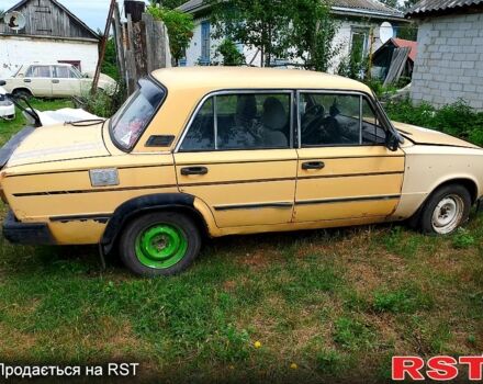 ВАЗ 2103 1982 в Золотоноше на Automoto.ua ВАЗ 2103, объемом двигателя 1.3 л и пробегом 0 тыс. км за 300 $, фото 2 на Automoto.ua