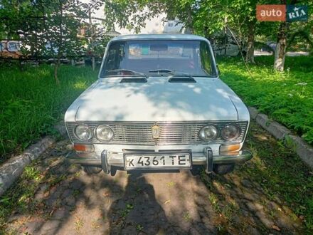 ВАЗ 2103 1974 в Черновцах на Automoto.ua ВАЗ 2103, объемом двигателя 0 л и пробегом 40 тыс. км за 700 $, фото 1 на Automoto.ua