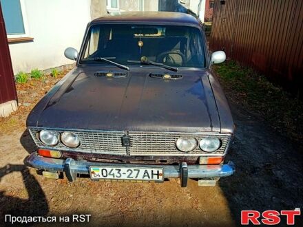 ВАЗ 2103 1976 у Житомирі на Automoto.ua ВАЗ 2103, об'ємом двигуна 13 л та пробігом 0 тис. км за 800 $, фото 1 на Automoto.ua