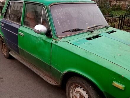 ВАЗ 2103, об'ємом двигуна 1.3 л та пробігом 300 тис. км за 400 $, фото 1 на Automoto.ua