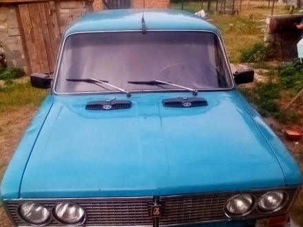 ВАЗ 2103 1989 в Черкассах на Automoto.ua ВАЗ 2103, объемом двигателя 1.5 л и пробегом 0 тыс. км за 1000 $, фото 1 на Automoto.ua