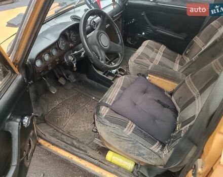 Жовтий ВАЗ 2103, об'ємом двигуна 1.5 л та пробігом 78 тис. км за 592 $, фото 4 на Automoto.ua