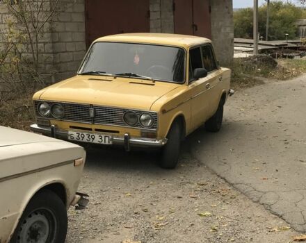 Желтый ВАЗ 2103, объемом двигателя 1.5 л и пробегом 805 тыс. км за 713 $, фото 10 на Automoto.ua