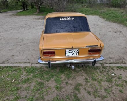 Желтый ВАЗ 2103, объемом двигателя 0 л и пробегом 250 тыс. км за 818 $, фото 3 на Automoto.ua