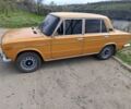 Желтый ВАЗ 2103, объемом двигателя 0 л и пробегом 250 тыс. км за 818 $, фото 1 на Automoto.ua