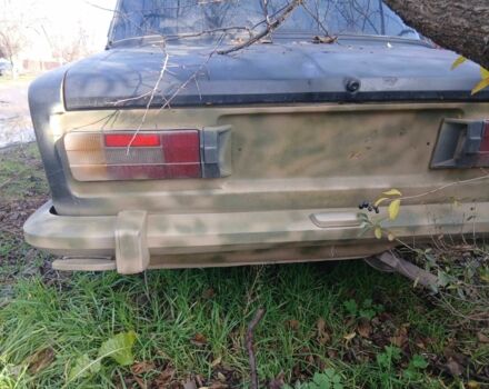 Желтый ВАЗ 2103, объемом двигателя 1.4 л и пробегом 300 тыс. км за 300 $, фото 4 на Automoto.ua