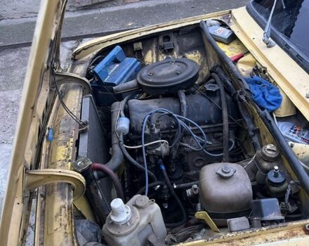 Жовтий ВАЗ 2103, об'ємом двигуна 1.5 л та пробігом 1 тис. км за 358 $, фото 4 на Automoto.ua