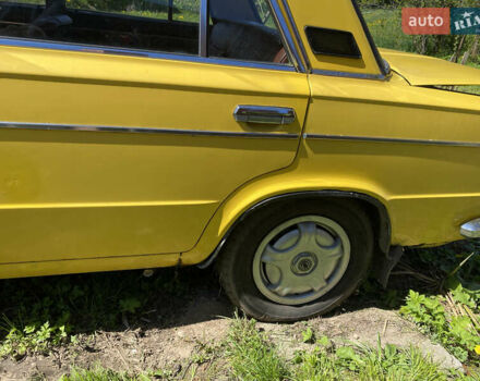 Желтый ВАЗ 2103, объемом двигателя 1.5 л и пробегом 250 тыс. км за 650 $, фото 12 на Automoto.ua