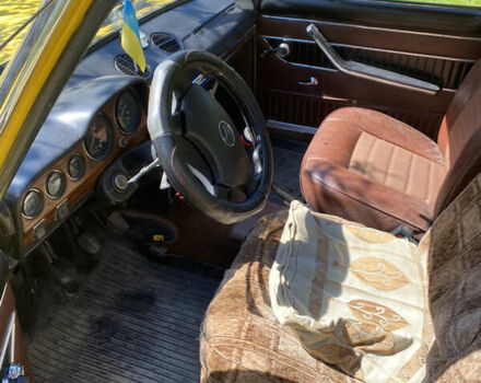 Желтый ВАЗ 2103, объемом двигателя 1.5 л и пробегом 250 тыс. км за 650 $, фото 5 на Automoto.ua