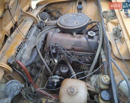 Желтый ВАЗ 2103, объемом двигателя 1.3 л и пробегом 220 тыс. км за 550 $, фото 3 на Automoto.ua