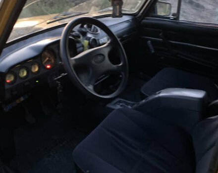 Желтый ВАЗ 2103, объемом двигателя 1.6 л и пробегом 10 тыс. км за 626 $, фото 3 на Automoto.ua