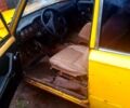 Жовтий ВАЗ 2103, об'ємом двигуна 1.3 л та пробігом 100 тис. км за 300 $, фото 1 на Automoto.ua
