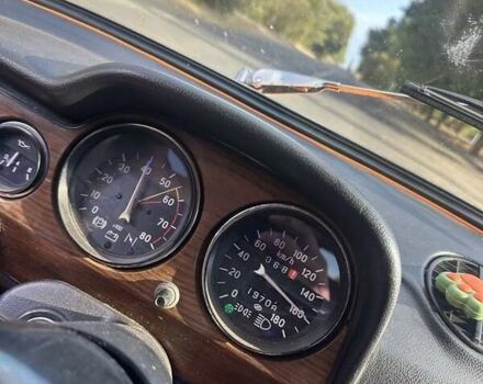 Желтый ВАЗ 2103, объемом двигателя 1.3 л и пробегом 500 тыс. км за 1800 $, фото 4 на Automoto.ua