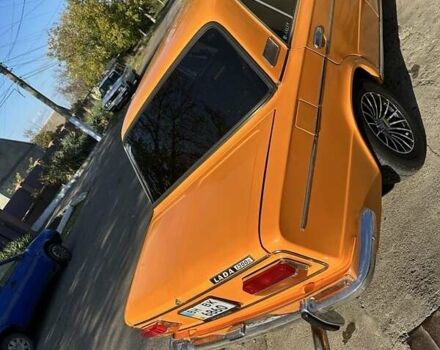 Желтый ВАЗ 2103, объемом двигателя 1.3 л и пробегом 500 тыс. км за 1800 $, фото 2 на Automoto.ua