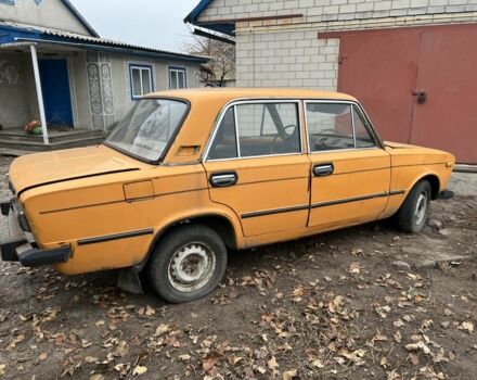 Желтый ВАЗ 2103, объемом двигателя 1.3 л и пробегом 1000 тыс. км за 263 $, фото 2 на Automoto.ua