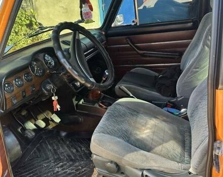 Желтый ВАЗ 2103, объемом двигателя 1.3 л и пробегом 500 тыс. км за 1800 $, фото 10 на Automoto.ua