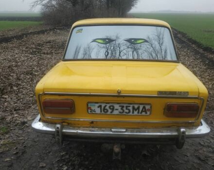 Желтый ВАЗ 2103, объемом двигателя 1 л и пробегом 60 тыс. км за 522 $, фото 6 на Automoto.ua