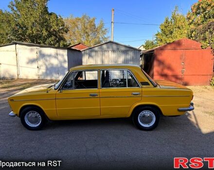 Жовтий ВАЗ 2103, об'ємом двигуна 1.3 л та пробігом 178 тис. км за 750 $, фото 5 на Automoto.ua