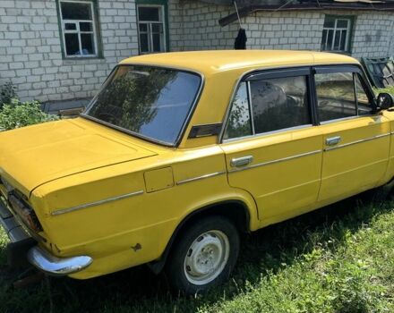Желтый ВАЗ 2103, объемом двигателя 1 л и пробегом 70 тыс. км за 297 $, фото 4 на Automoto.ua