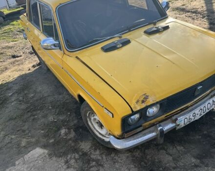 Желтый ВАЗ 2103, объемом двигателя 1.5 л и пробегом 100 тыс. км за 833 $, фото 2 на Automoto.ua