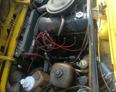 ВАЗ 2103 1989 у Старокостянтинів на Automoto.ua Жовтий ВАЗ 2103, об'ємом двигуна 1.3 л та пробігом 80 тис. км за 646 $, фото 5 на Automoto.ua