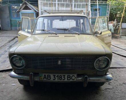 Желтый ВАЗ 2103, объемом двигателя 0 л и пробегом 168 тыс. км за 600 $, фото 2 на Automoto.ua