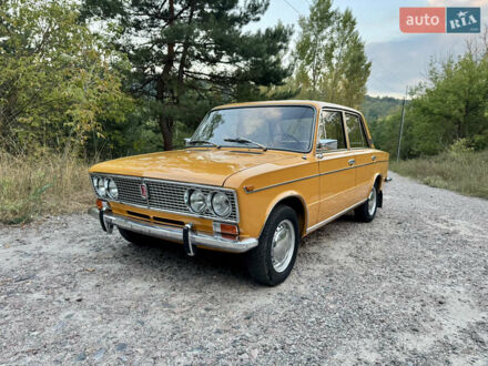 Желтый ВАЗ 2103, объемом двигателя 1.5 л и пробегом 35 тыс. км за 3300 $, фото 1 на Automoto.ua