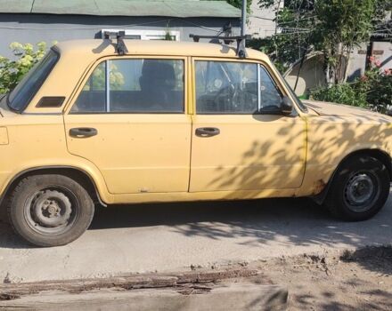 Жовтий ВАЗ 2103, об'ємом двигуна 1.5 л та пробігом 1 тис. км за 450 $, фото 1 на Automoto.ua