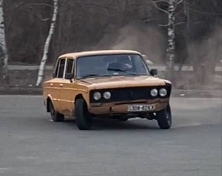 Желтый ВАЗ 2103, объемом двигателя 1.6 л и пробегом 60 тыс. км за 414 $, фото 1 на Automoto.ua