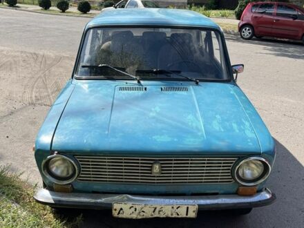 ВАЗ 2103 1988 в Чигирине на Automoto.ua Желтый ВАЗ 2103, объемом двигателя 1 л и пробегом 70 тыс. км за 300 $, фото 1 на Automoto.ua
