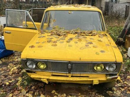 Желтый ВАЗ 2103, объемом двигателя 1.3 л и пробегом 3 тыс. км за 400 $, фото 1 на Automoto.ua
