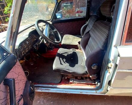 Серый ВАЗ 2103, объемом двигателя 1.5 л и пробегом 300 тыс. км за 1100 $, фото 1 на Automoto.ua