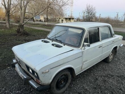 Серый ВАЗ 2103, объемом двигателя 0 л и пробегом 333 тыс. км за 350 $, фото 1 на Automoto.ua