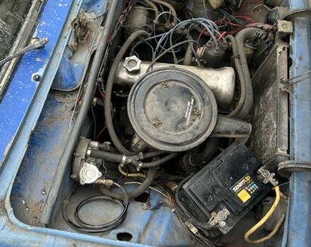 Синий ВАЗ 2103, объемом двигателя 1.5 л и пробегом 300 тыс. км за 473 $, фото 2 на Automoto.ua