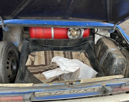 Синий ВАЗ 2103, объемом двигателя 1.5 л и пробегом 300 тыс. км за 473 $, фото 4 на Automoto.ua