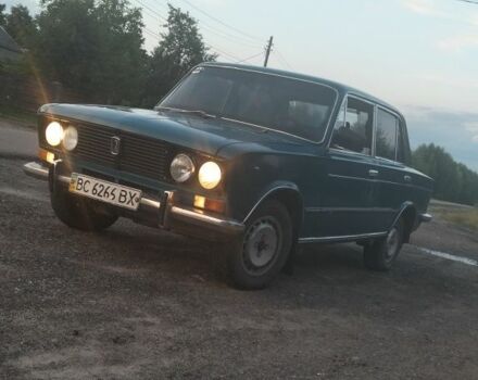 Синий ВАЗ 2103, объемом двигателя 1 л и пробегом 500 тыс. км за 170 $, фото 1 на Automoto.ua