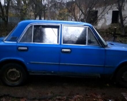 Синий ВАЗ 2103, объемом двигателя 1.5 л и пробегом 100 тыс. км за 300 $, фото 4 на Automoto.ua