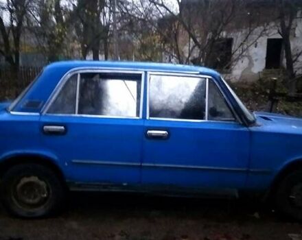 Синий ВАЗ 2103, объемом двигателя 1.5 л и пробегом 100 тыс. км за 300 $, фото 3 на Automoto.ua