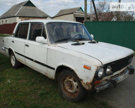 Синий ВАЗ 2103, объемом двигателя 1.5 л и пробегом 450 тыс. км за 320 $, фото 2 на Automoto.ua